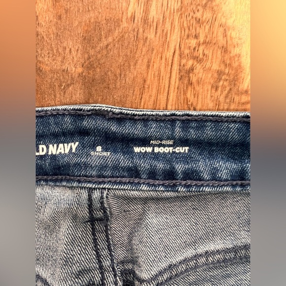 Old Navy Bootcut Wow Jeans size 8 Mid Rise - Picture 7 of 7